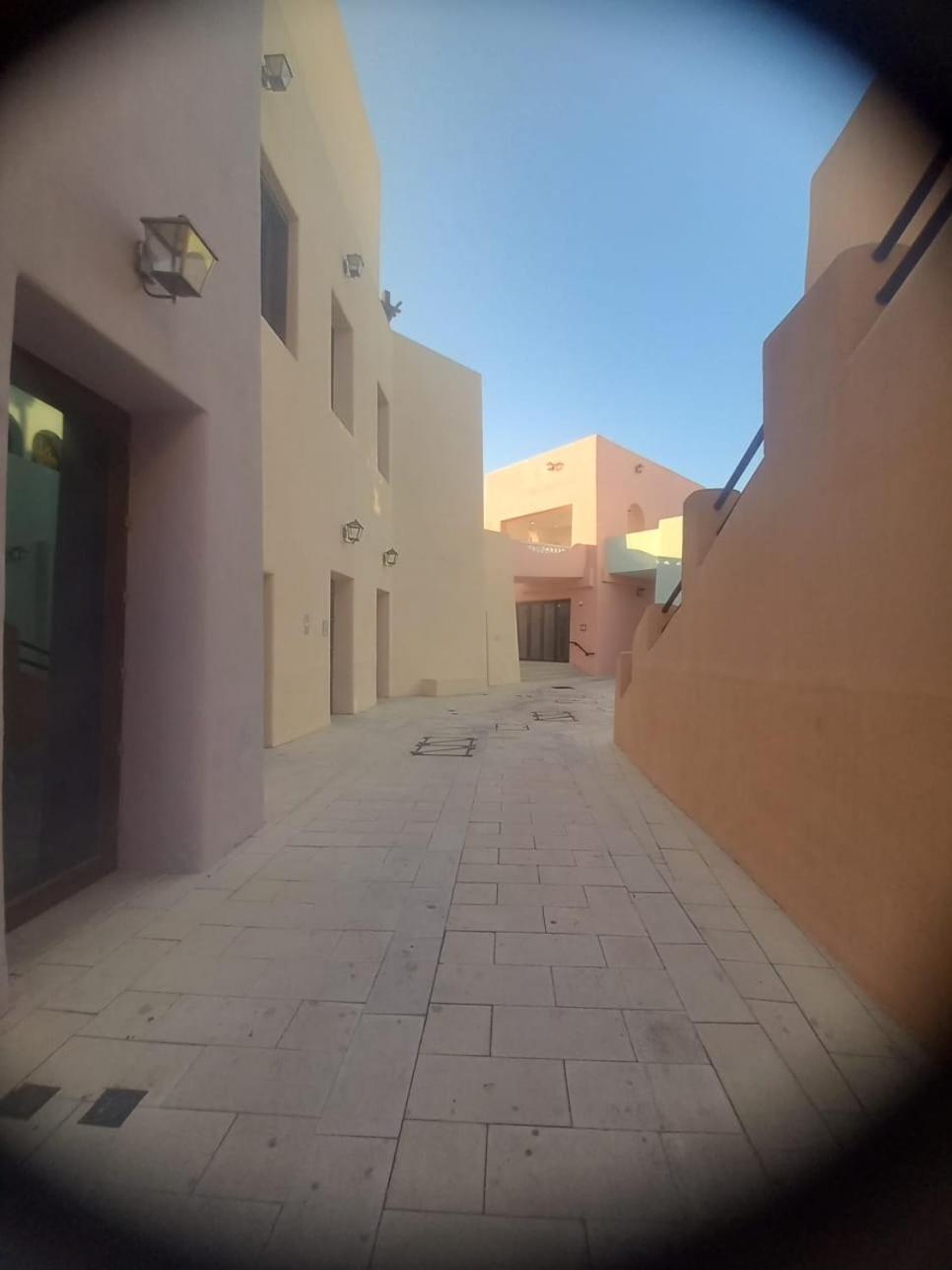 Mina Hotel And Residences By The Torch Doha Exterior foto A street in Al-Qatif